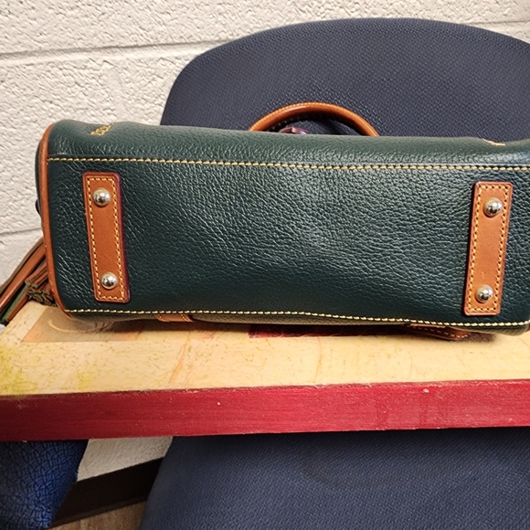 Dooney & Bourke Bags Dooney Bourke Purse Hunter Green Leather